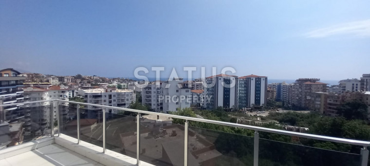 Large apartment with sea view 6+2 in Tosmur 450m2 photos 1
