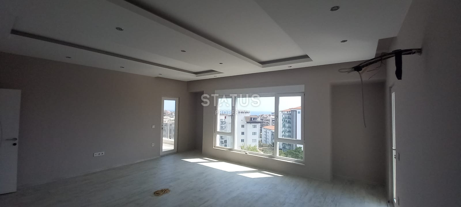 Large apartment with sea view 6+2 in Tosmur 450m2 фото 2