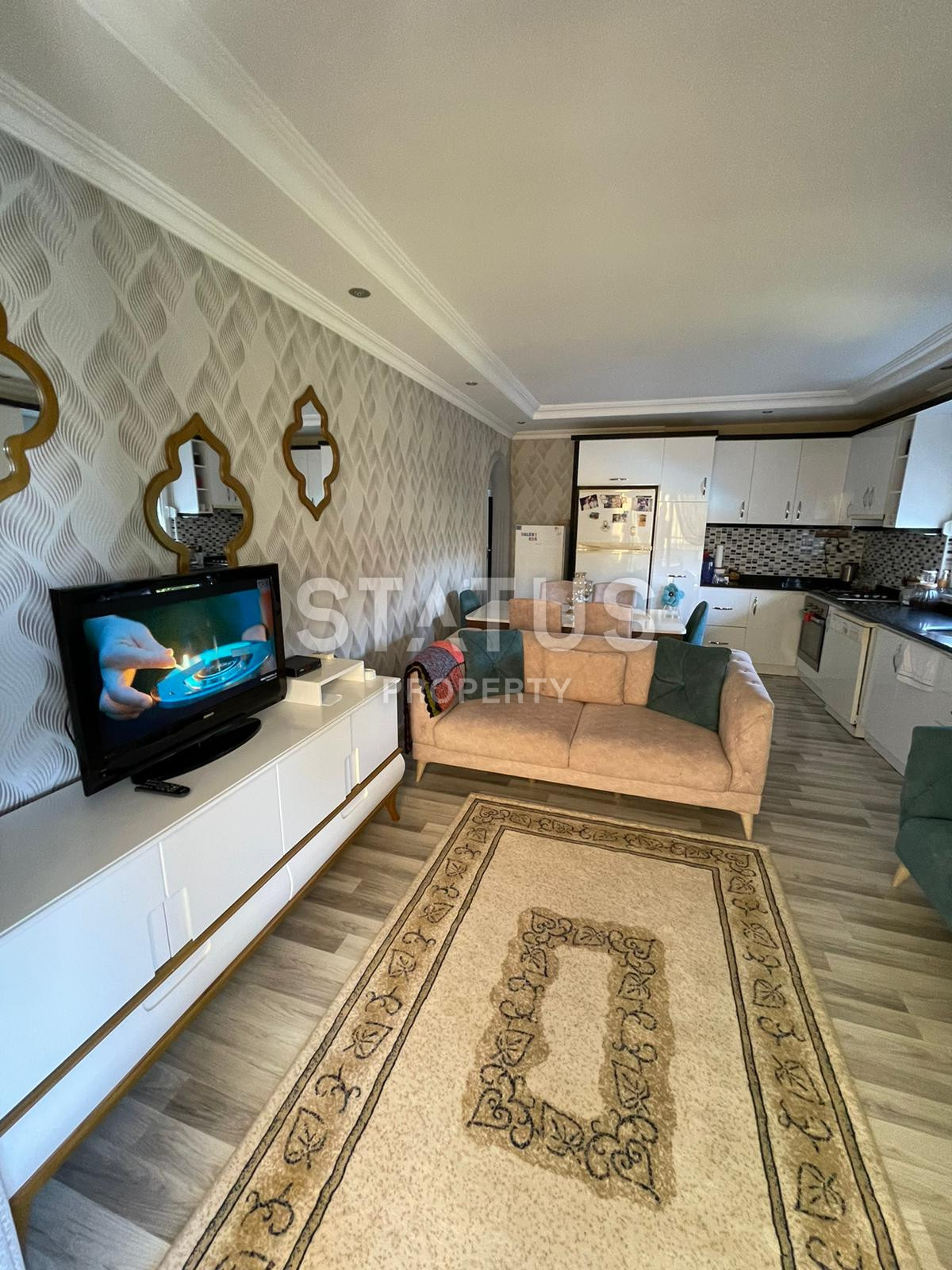 Three-room furnished apartment in Mahmutlar. 100m2 фото 2