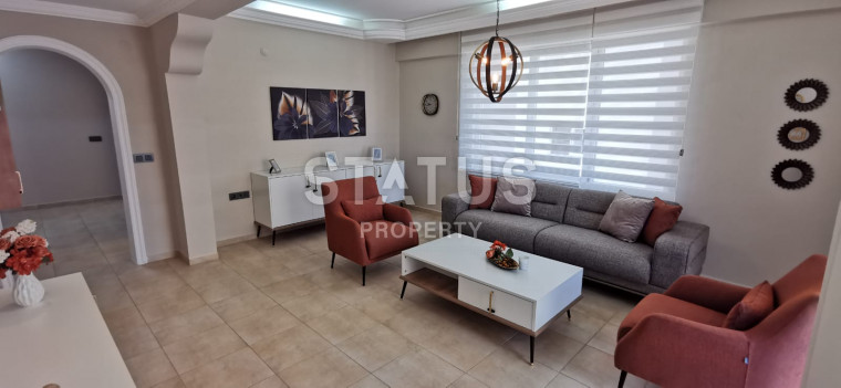 Three-room apartment in the central part of Mahmutlar. 135m2 photos 1