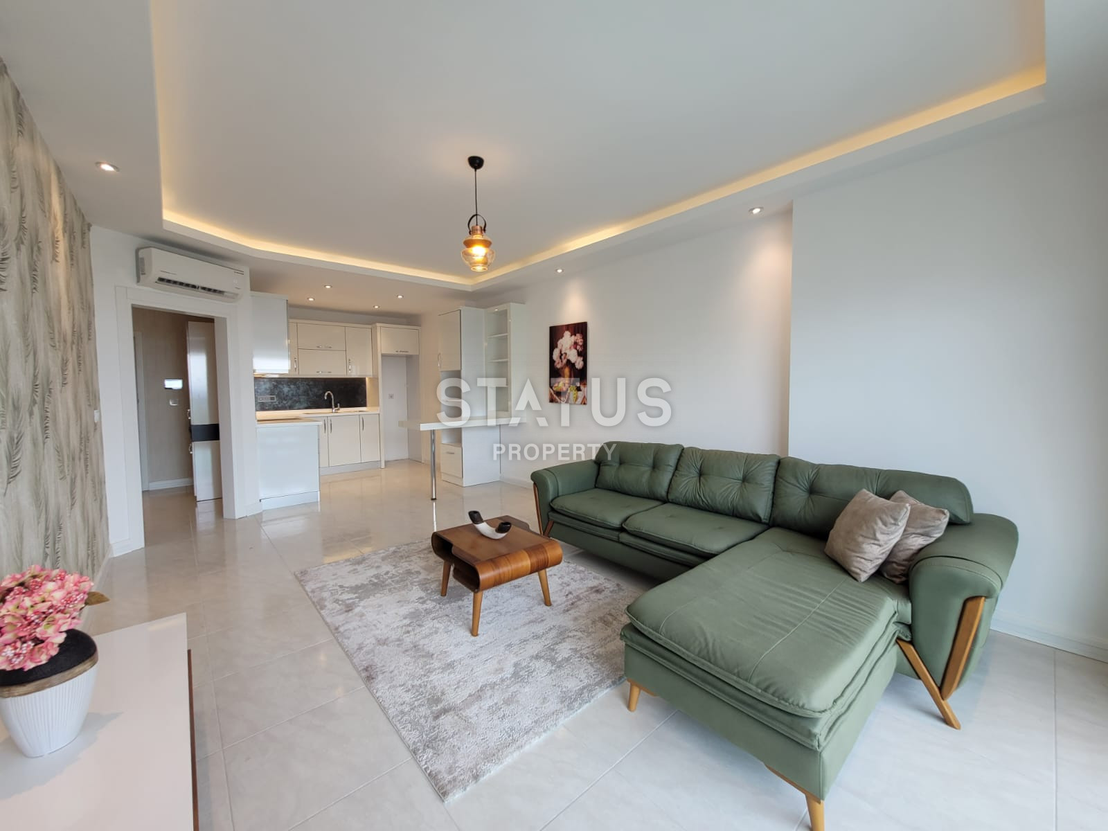 Beautiful spacious apartment with direct sea view in Mahmutlar. 75m2 фото 1