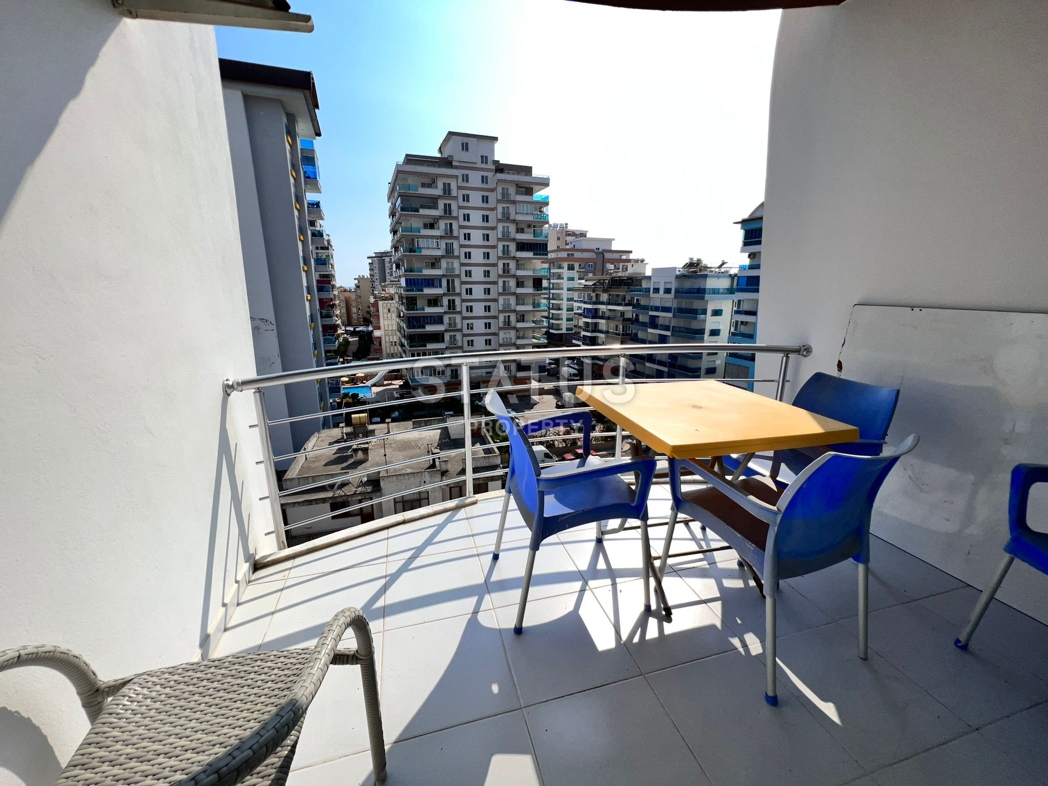 Spacious furnished apartment in Mahmutlar. 115m2 фото 1