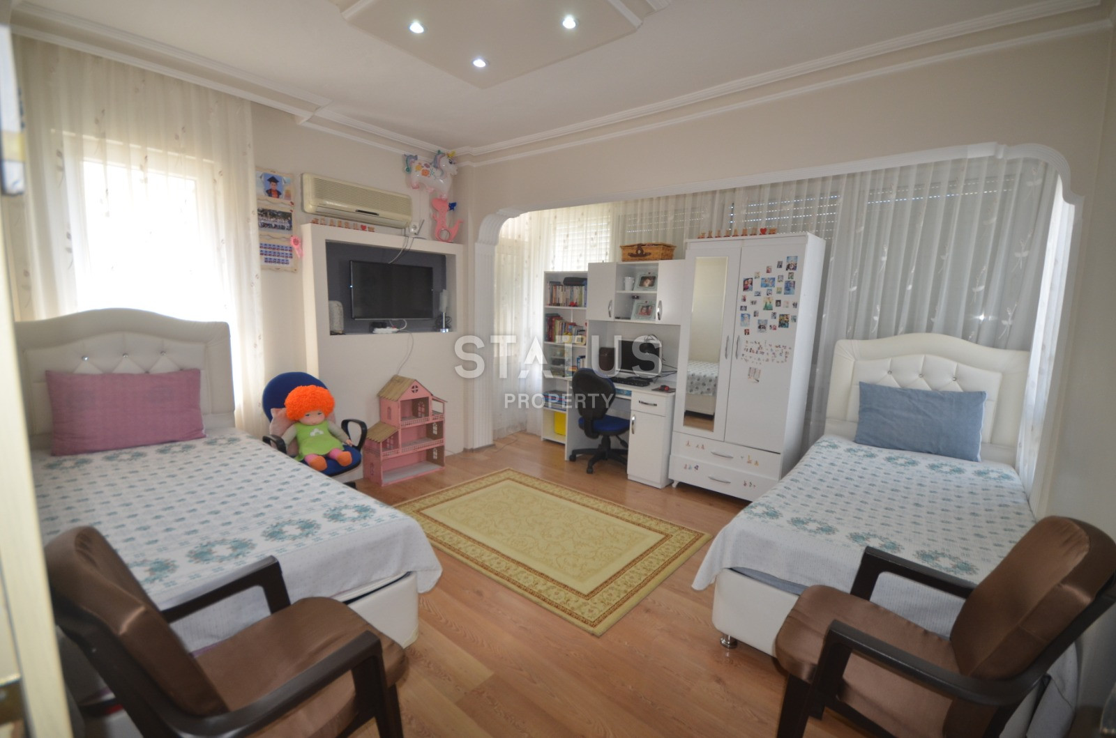 Apartment 2+1 in the center of Alanya in a Turkish house. 100m2 фото 2