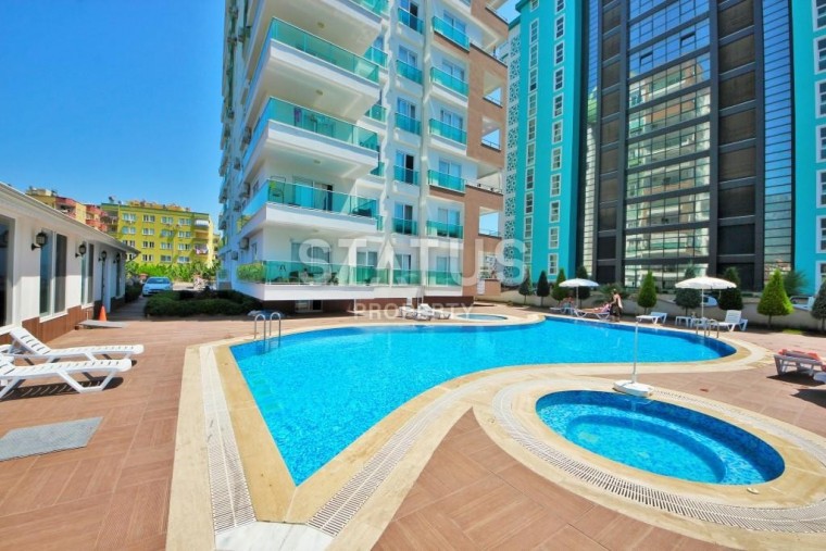 One-bedroom furnished apartment in a new complex, 65 m2 photos 1