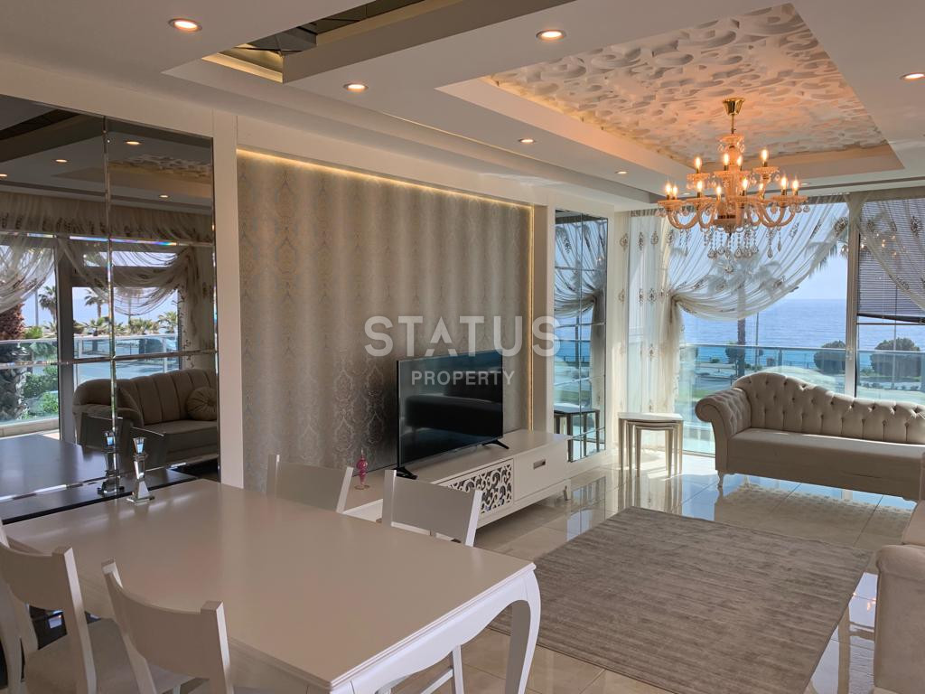 Premium class apartment 50m from the Sea in Mahmutlar.130m2 фото 2
