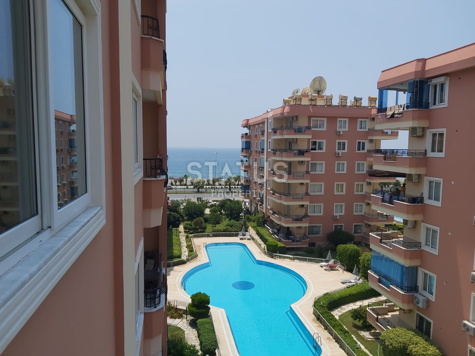 Three-room apartment 50m from the sea in Mahmutlar. 120m2 фото 1