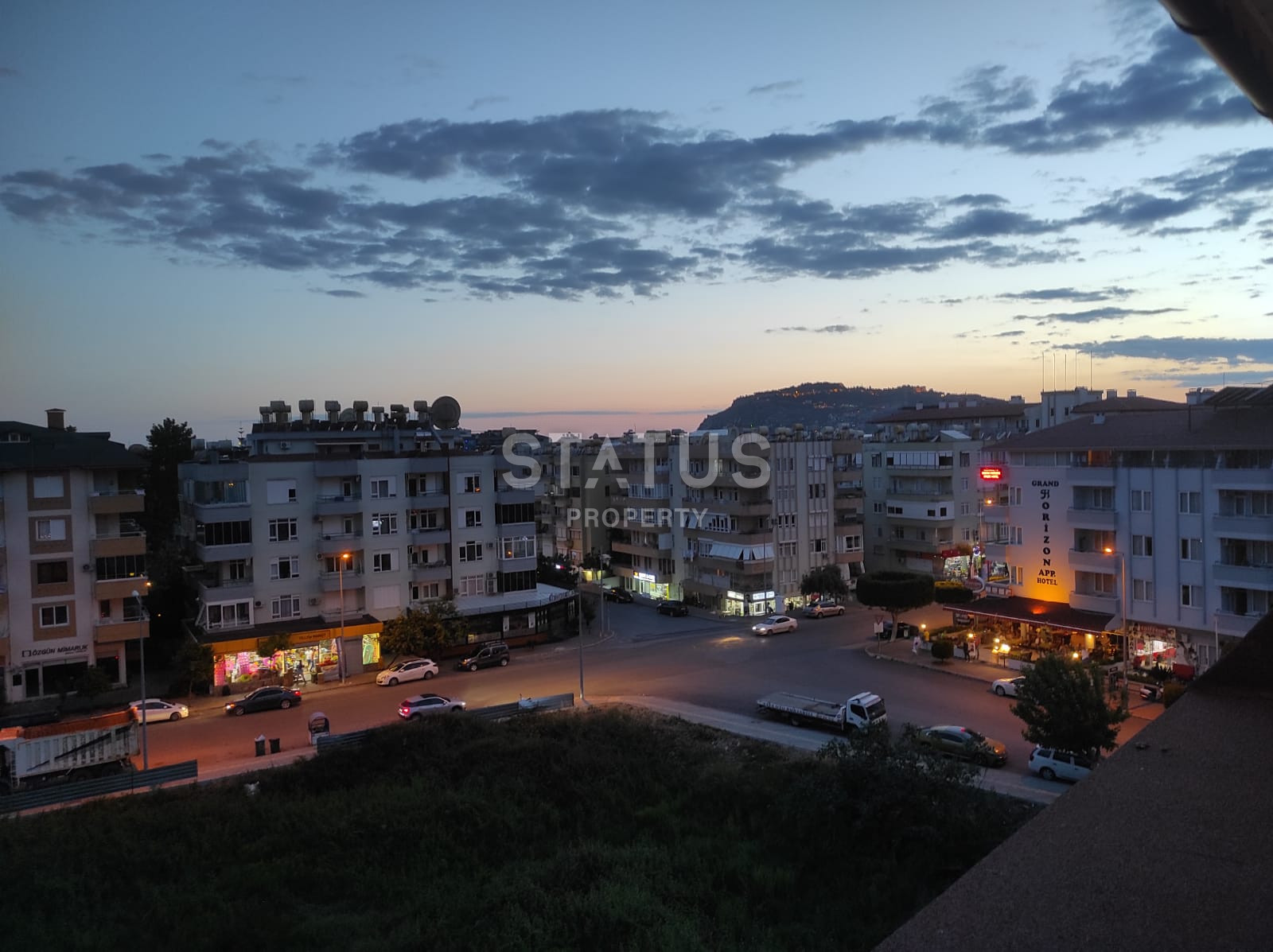 Spacious panoramic duplex in the center of Alanya overlooking the sea. 200m2 фото 1