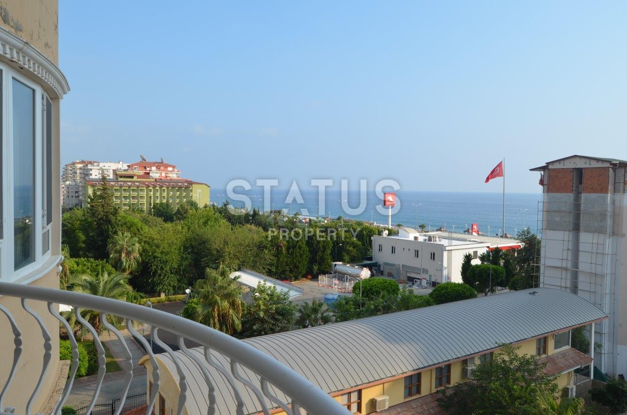 Furnished penthouse with direct views of the Mediterranean Sea and 50 meters from it, 185 sq. m. фото 2