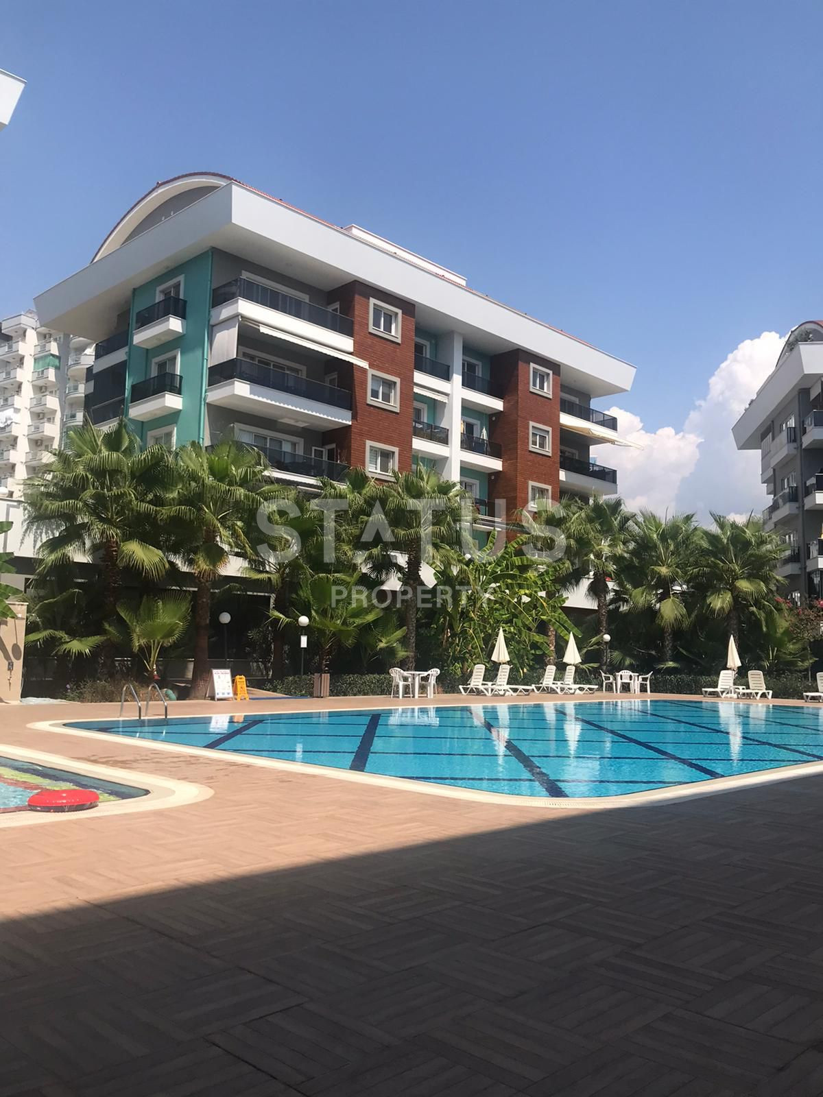 Spacious furnished apartment 4+1 in a residential complex with full infrastructure in OBA. 190m2 фото 1