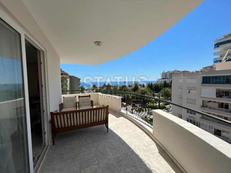 Three-room apartment 100 meters from the coast in Mahmutlar. 115m2 photos 1