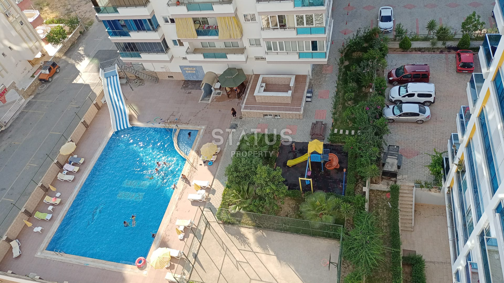 Двухкомнатная меблированная квартира с видом на море в 300м от него в Махмутларе. 65м2 фото 1