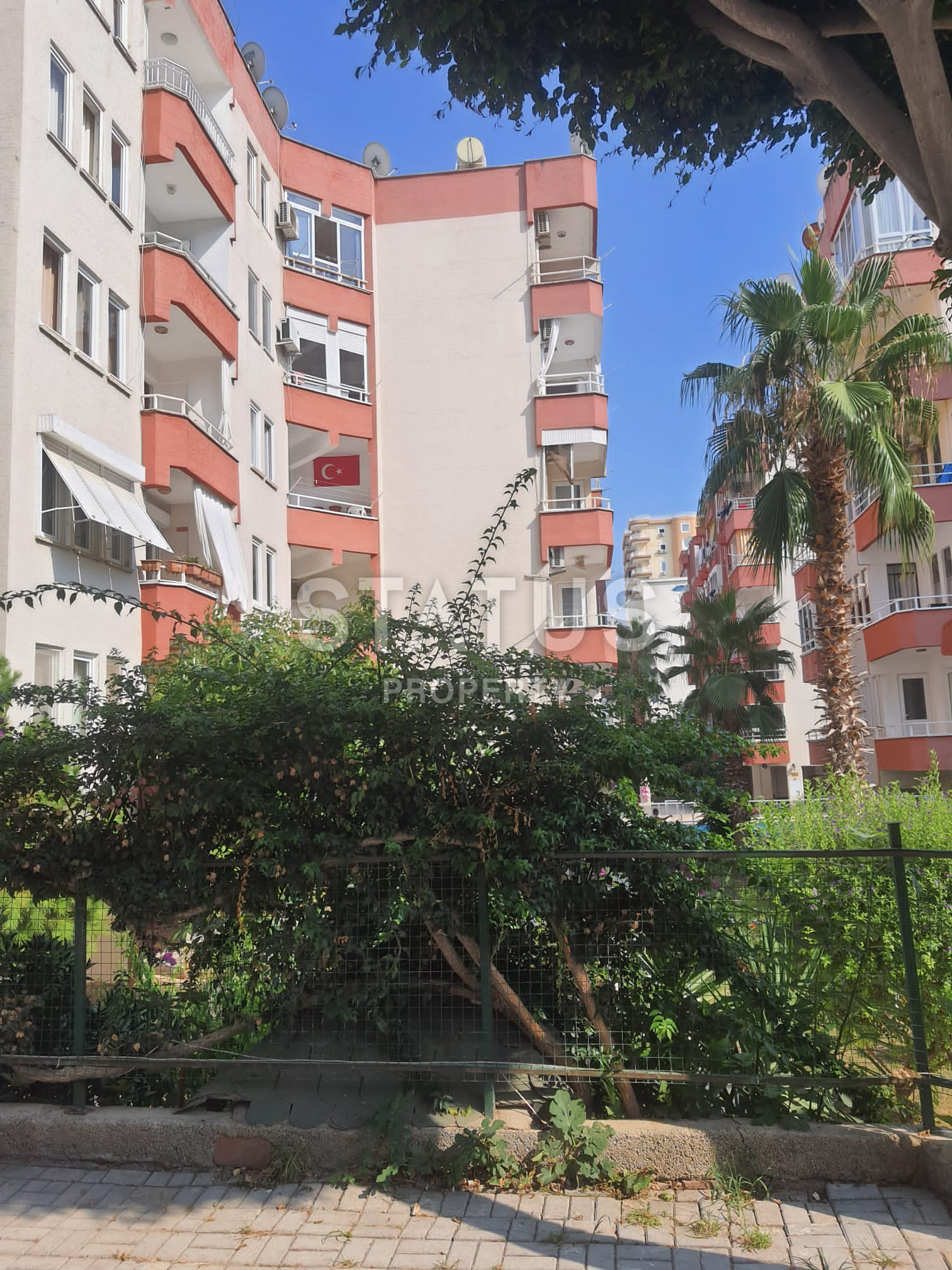 Two-room apartment in Mahmutlar just 300 m from the sea, 60 m2 фото 1