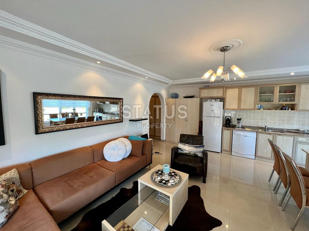 Three-room furnished apartment in the lower OBE. 120m2 фото 1
