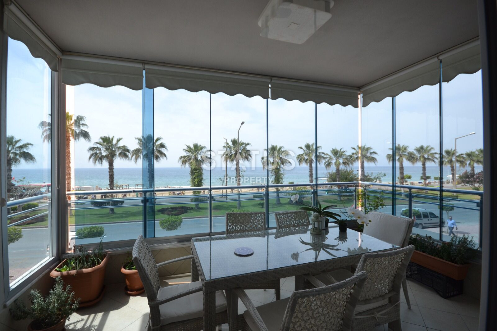 Four-room furnished apartment in the first coastline on Cleopatra beach, 125m2 фото 2