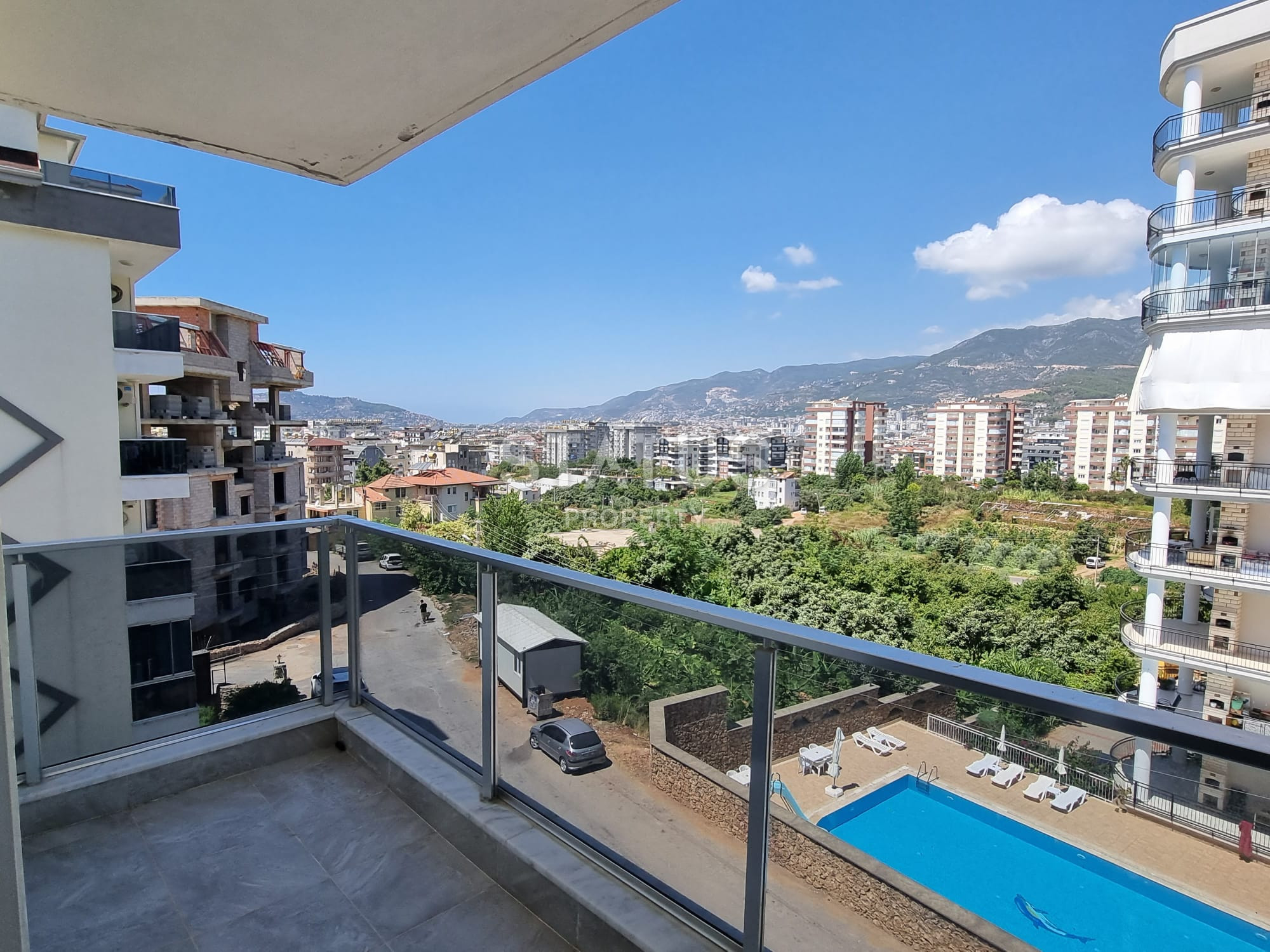 Three-room apartment in a modern residential complex in Tosmur. 110m2 фото 1