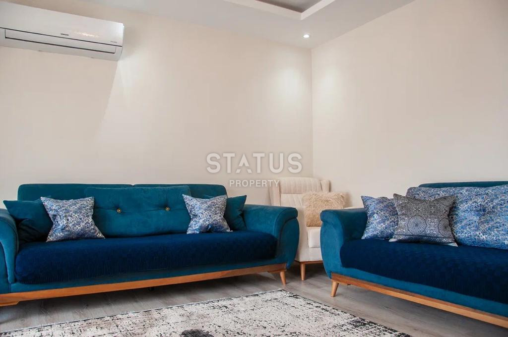 Three-room duplex with a separate kitchen in the center of Alanya. 170m2. фото 2