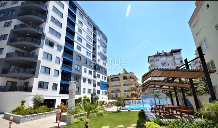 One-bedroom apartment in a complex with a rich infrastructure in the Cleopatra beach area, 50 m2 фото 1