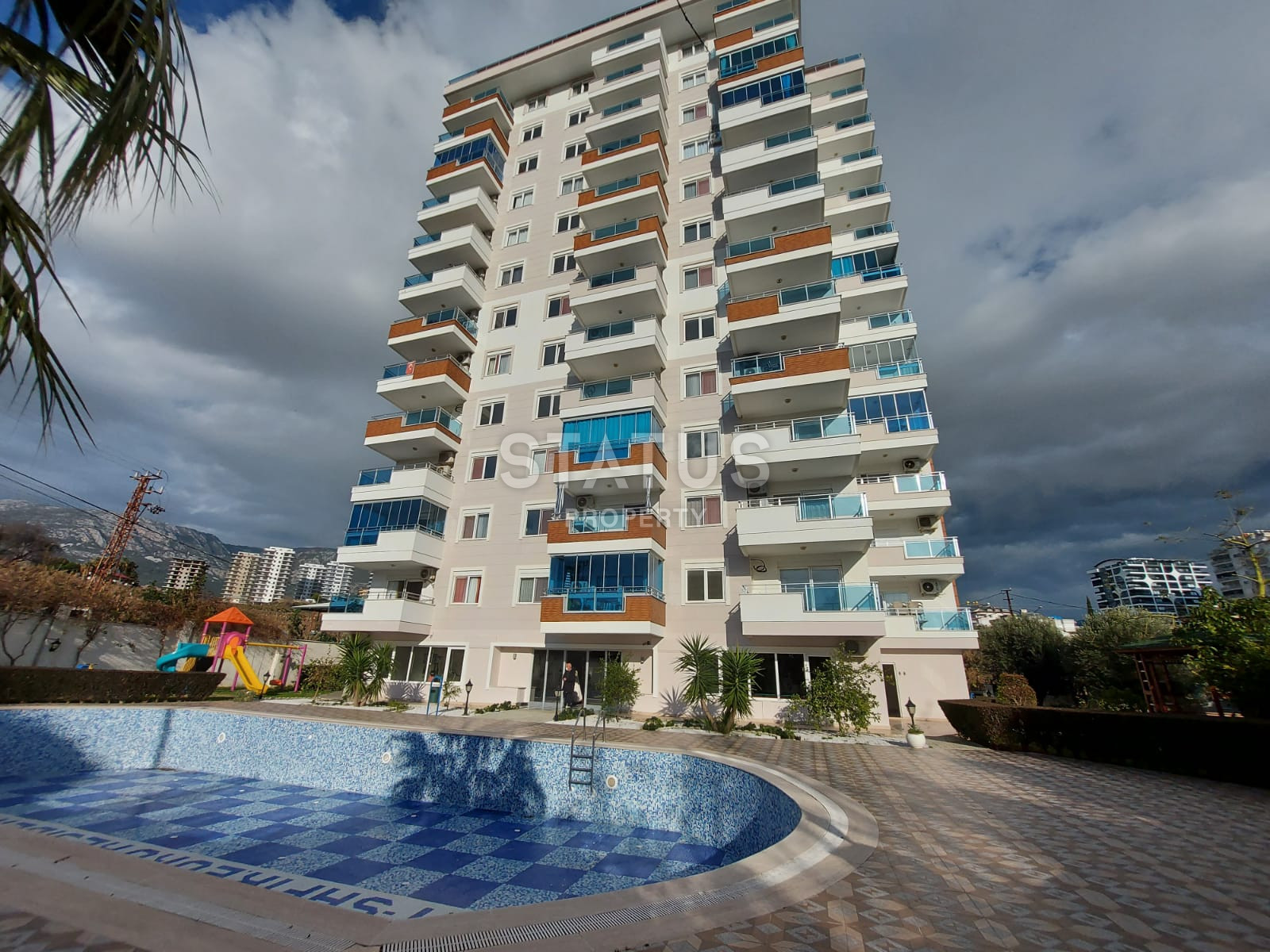 Apartment 2+1 with sea view in Mahmutlar, 120 m2 фото 1