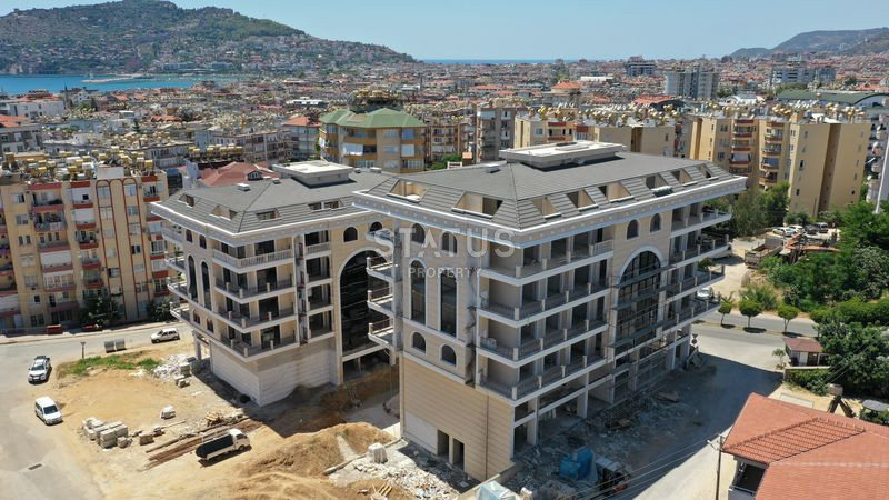 Apartments 3+1 in a European residential complex in the center of Alanya 500m from the beach. 140m2 фото 1