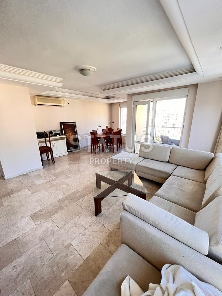 Three-room apartment in the center of Alanya with gorgeous views, 180m2 фото 2