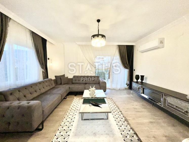 Renovated apartment in an urban-type building with a swimming pool in the center of Alanya. 150m2 photos 1