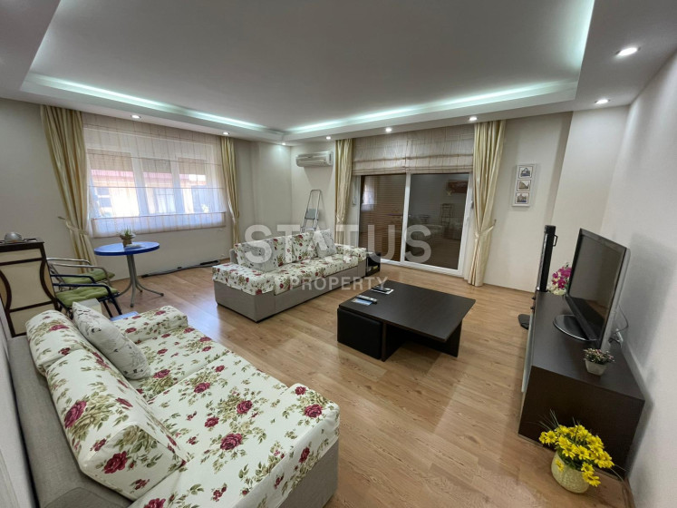 Four-room apartment in an urban-type building 200m from the sea in the center of Alanya. 160m2 photos 1