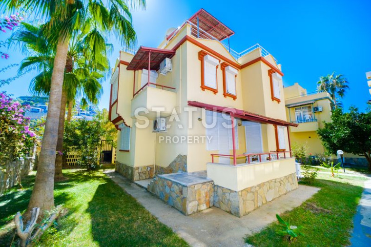Furnished 4+1 villa in Konakli, 205 m2 photos 1
