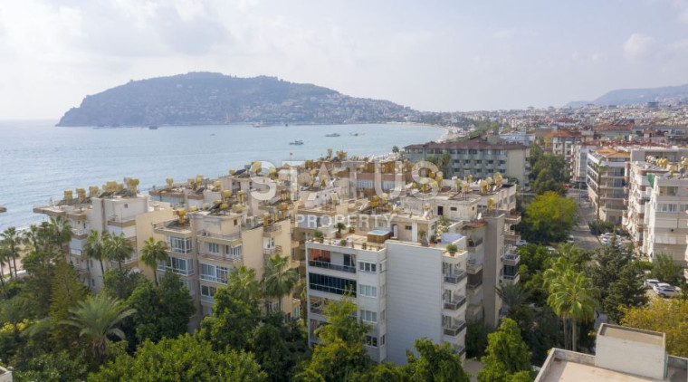 Very spacious duplex 5+1 in the center of Alanya 50m from the beach. 208m2 photos 1