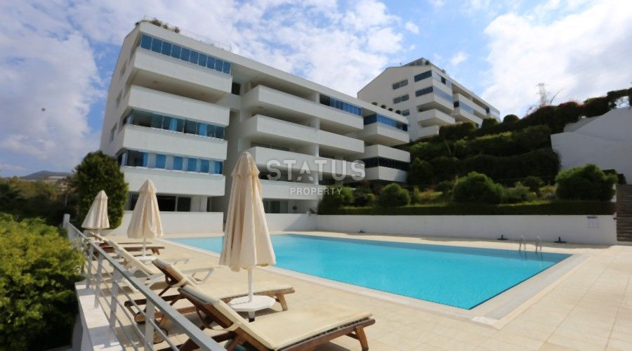 Three-room spacious apartment with mountain and sea views in an open area in Konakli. 115m2 фото 1