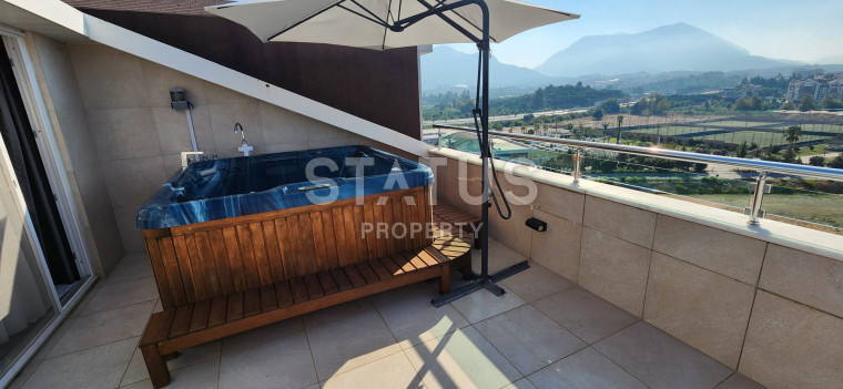 Stylish penthouse in one of the best residential complexes in Cikcilli, 250 m2 photos 1