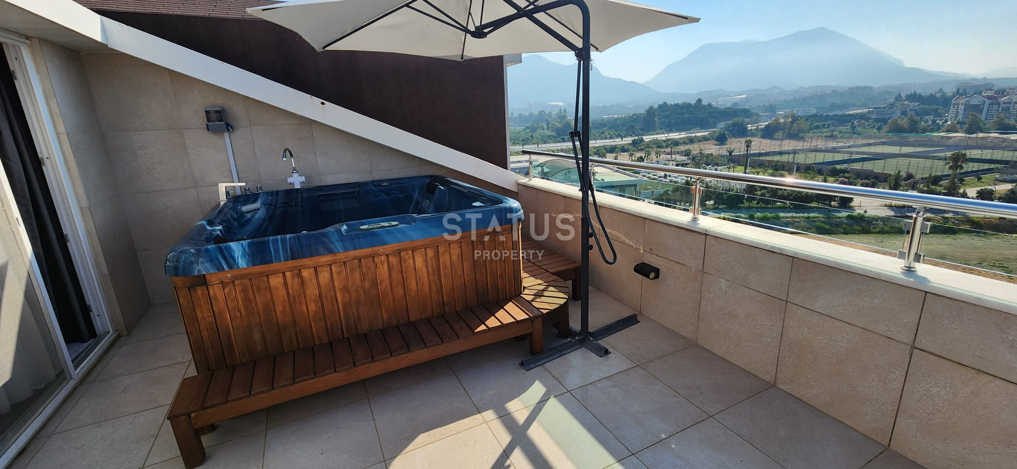 Stylish penthouse in one of the best residential complexes in Cikcilli, 250 m2 фото 1