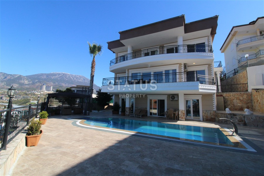 Luxurious villa 6+2 with a study and sea views. 475m2 - 750m2 фото 2