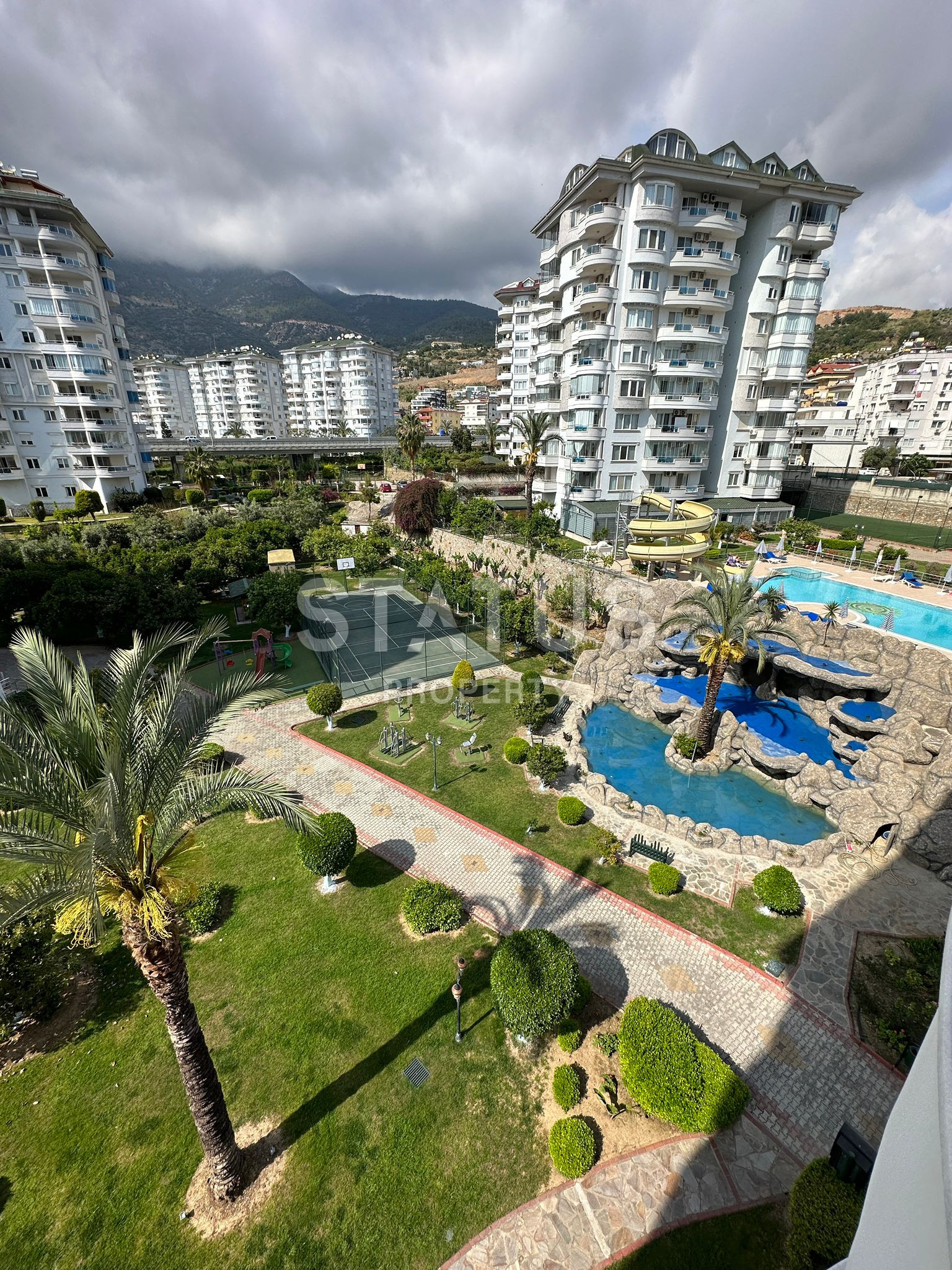 Furnished two-bedroom apartment in a luxury complex in the Cikcilli area. 138 m2 фото 2