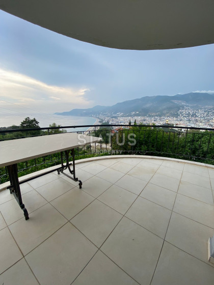 Apartment 3+1 with a view of the fortress, the sea and the cable car, 130 m2 photos 1