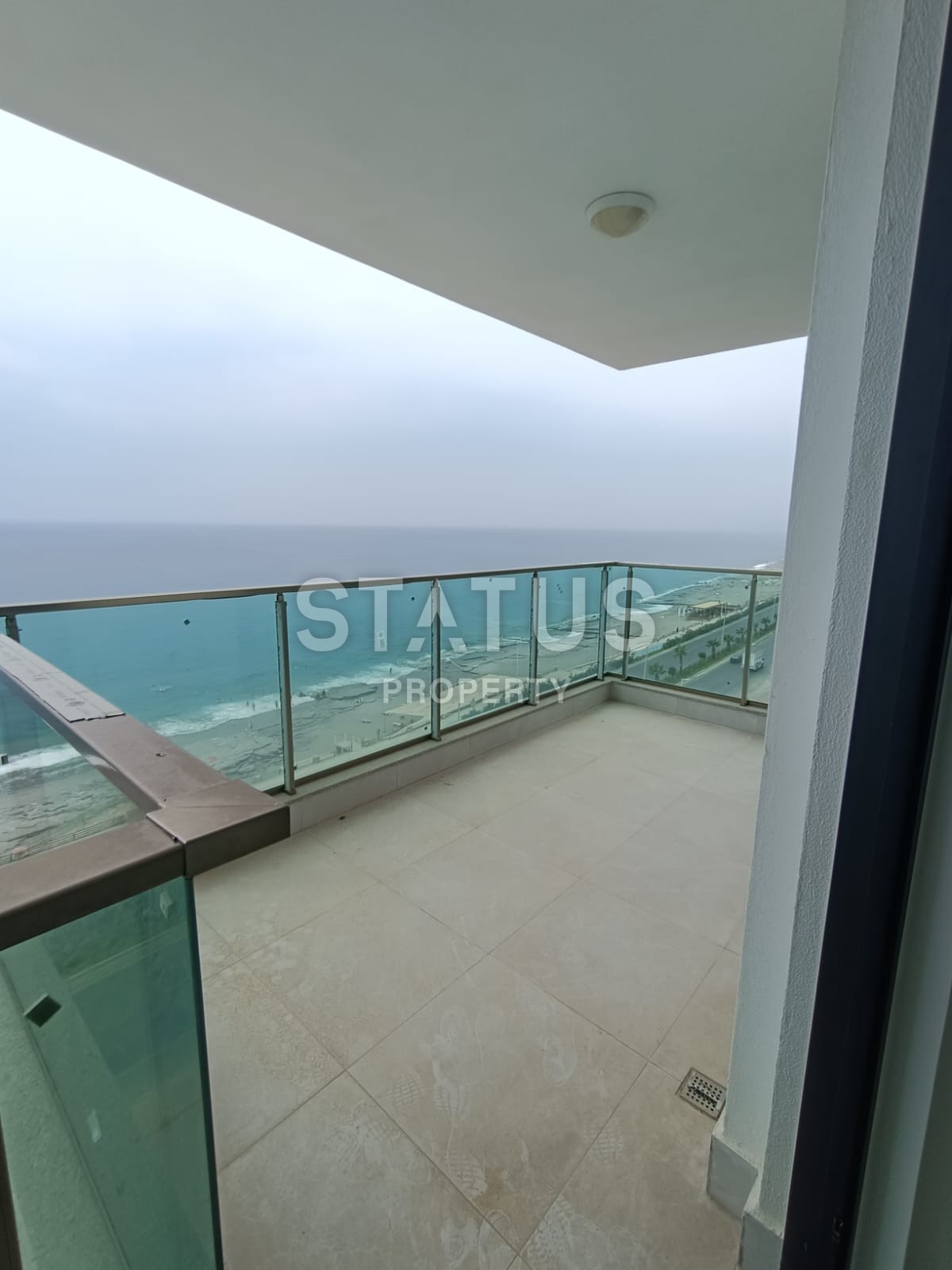 View apartment 2+1 on the first line from the sea in Mahmutlar, 100m2 фото 2