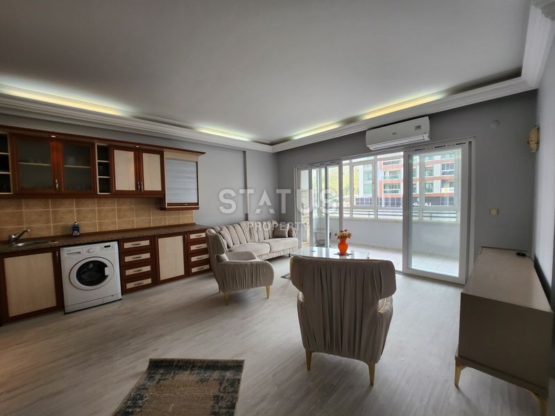 Spacious apartment 2+1 with new furniture and repairs in the center of Alanya, 110m2 фото 2