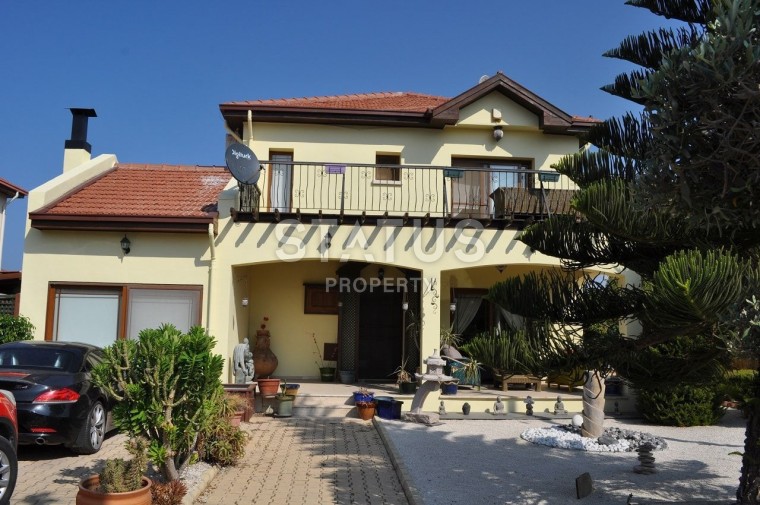 5-room villa 200 m? with swimming pool 100 meters from the beach photos 1