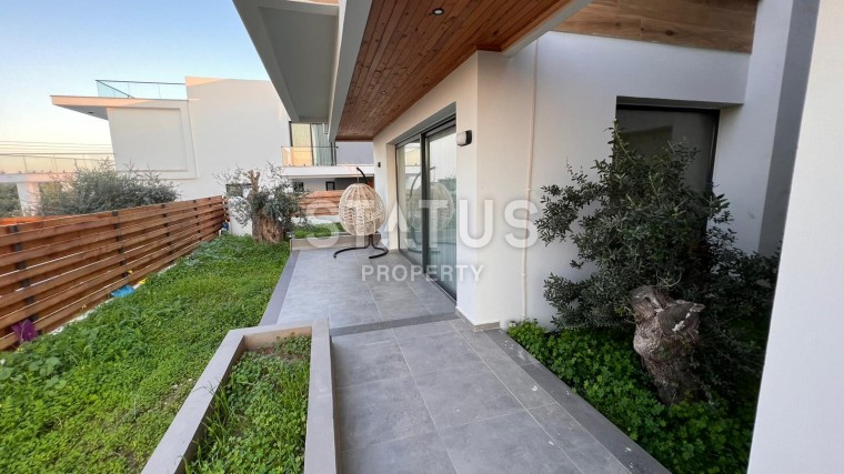 Finished 4-room luxury villa 180 m? with own garden photos 1