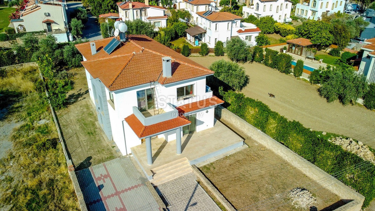 4-room villa (265 m?) with a large plot of land in Doankey фото 1