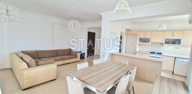 Apartment 3+1 ( 125 m2) with an upper terrace ( 60 m2) in a quiet and cozy complex in Alsancak photos 1
