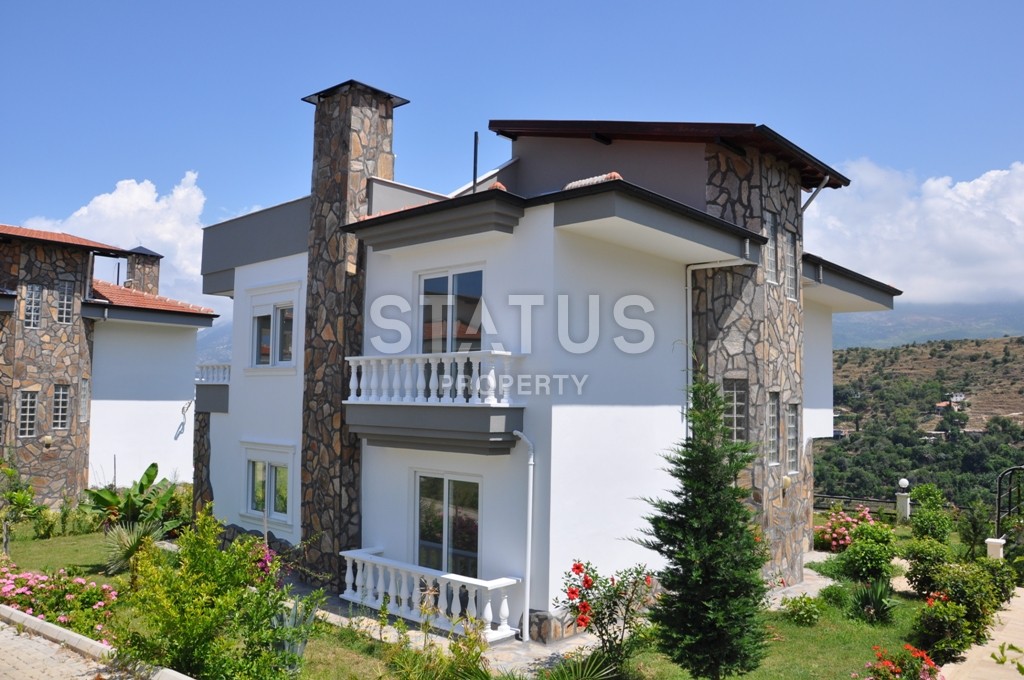 Villas at a bargain price in the beautiful area of Kargicak фото 1