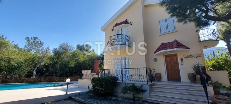 Four-room villa 190 m? 500 meters from the sea photos 1