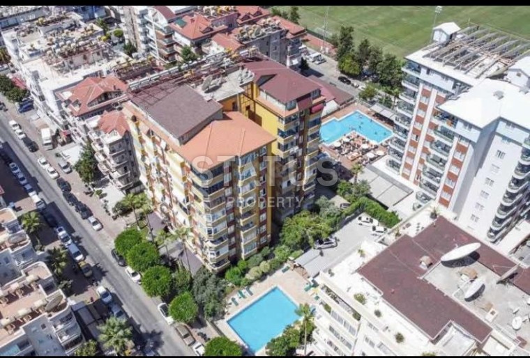 Apartment 2+1 in the central part of Alanya near the beach on Cleopatra, 130m2 photos 1