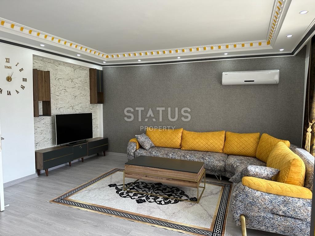 Stylish renovated three-room apartment in the center of Mahmutlar, 120m2 фото 1
