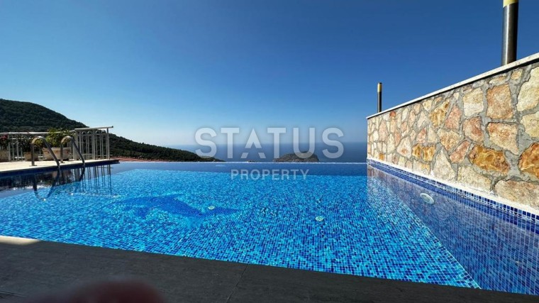 Villa for sale 4+1 with panoramic views of the sea and mountains, 200 m2 photos 1