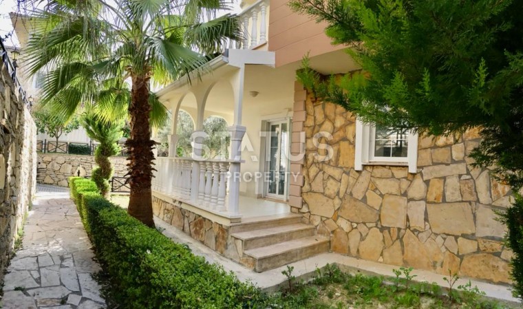 Magnificent furnished villa 3+1 in a complex of villas in the Incekum area, 160m2 photos 1