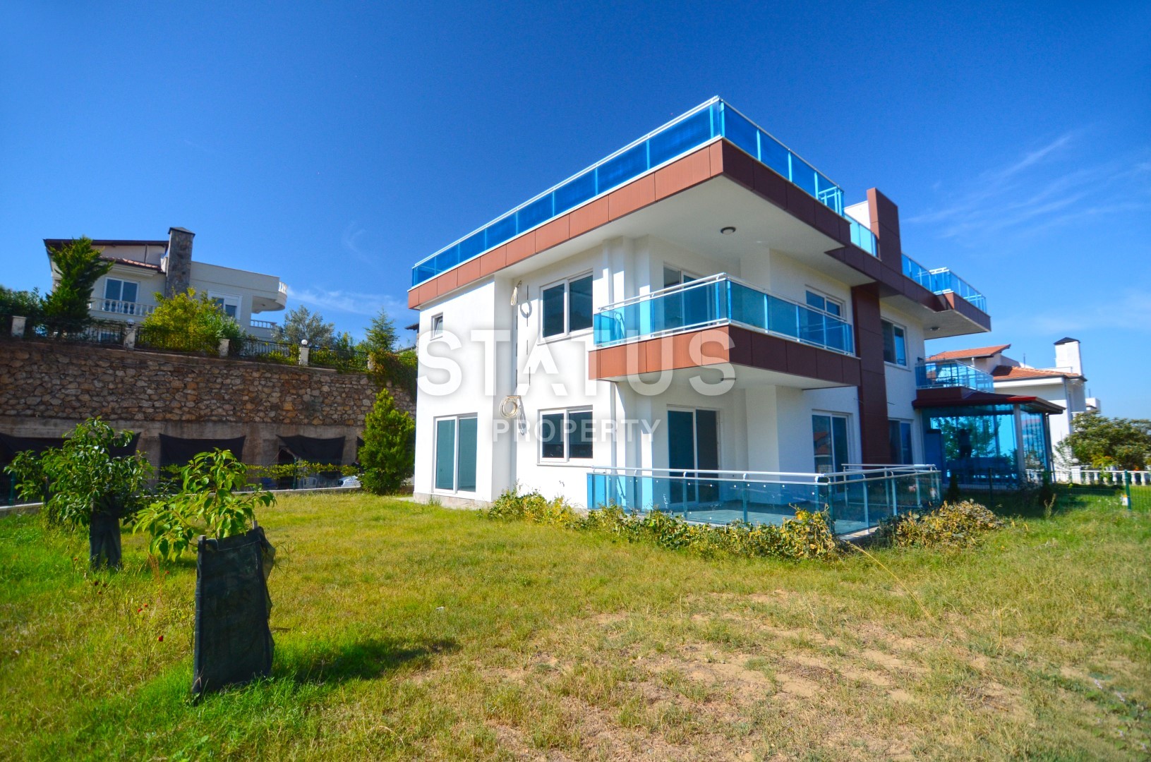 Villa in Kargicak, Alanya with a large terrace of 180 sq.m. фото 1