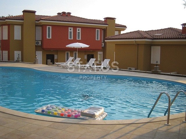 Villa 3+1 with sea and mountain views in Kargicak, 140 m2 фото 2