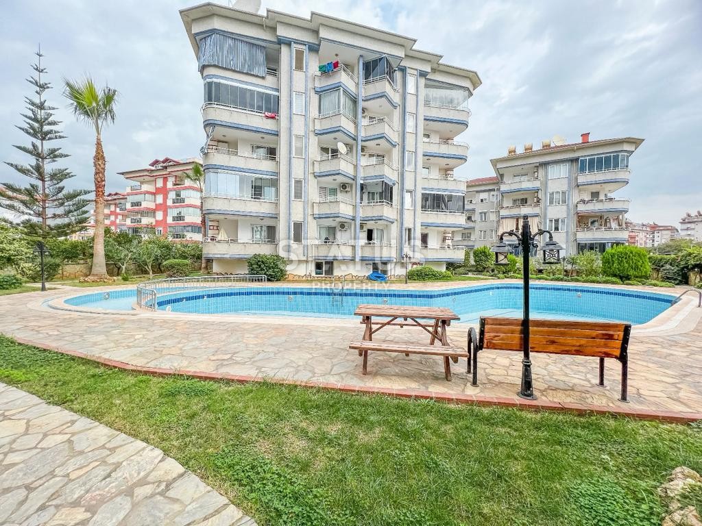 Three-room apartment with a residence permit in Oba, 100 m2 фото 1