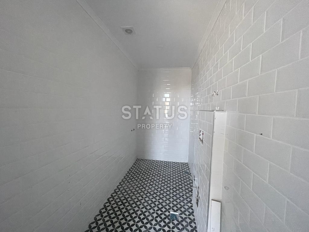 Three-room apartment in Mahmutlar with two bathrooms фото 2